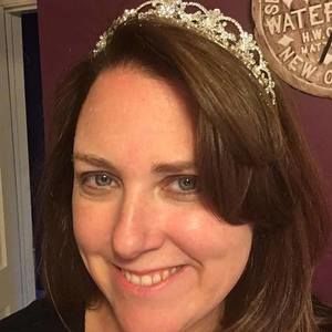 Meet your Posher, Debbie